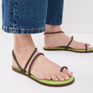 Havaianas NWT Una Pitanga Brown Green Toe Ring Ankle Strap Flat Sandals